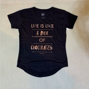 NWT- Ladies black top from Bubba Gumps in Lahaina Maui.